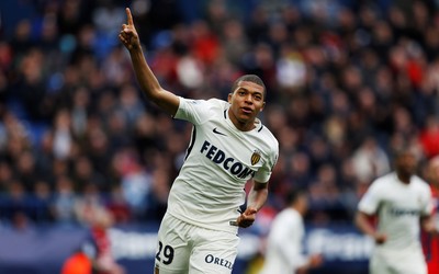 天行体育热评-C罗饮食自律到令人发指